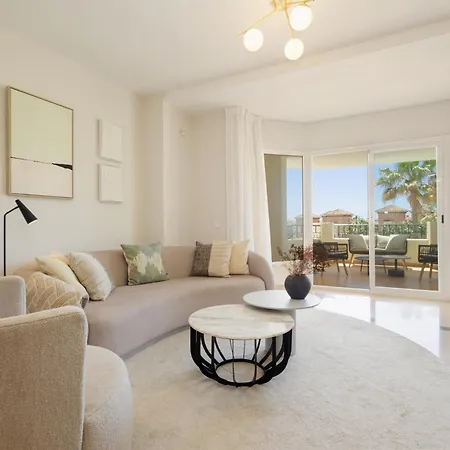With Direct Beach Access, In Hacienda Playa, Elviria Apartment Marbella