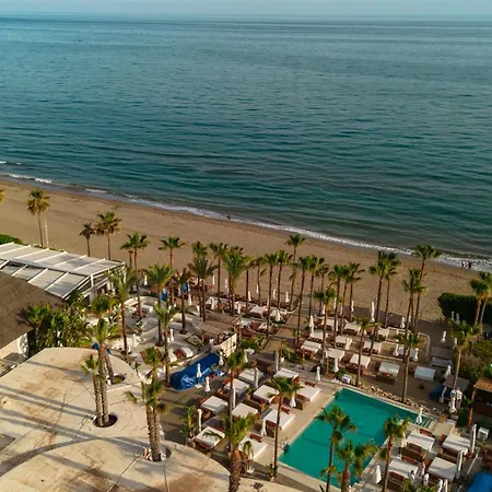 Apartment With Direct Beach Access, In Hacienda Playa, Elviria *